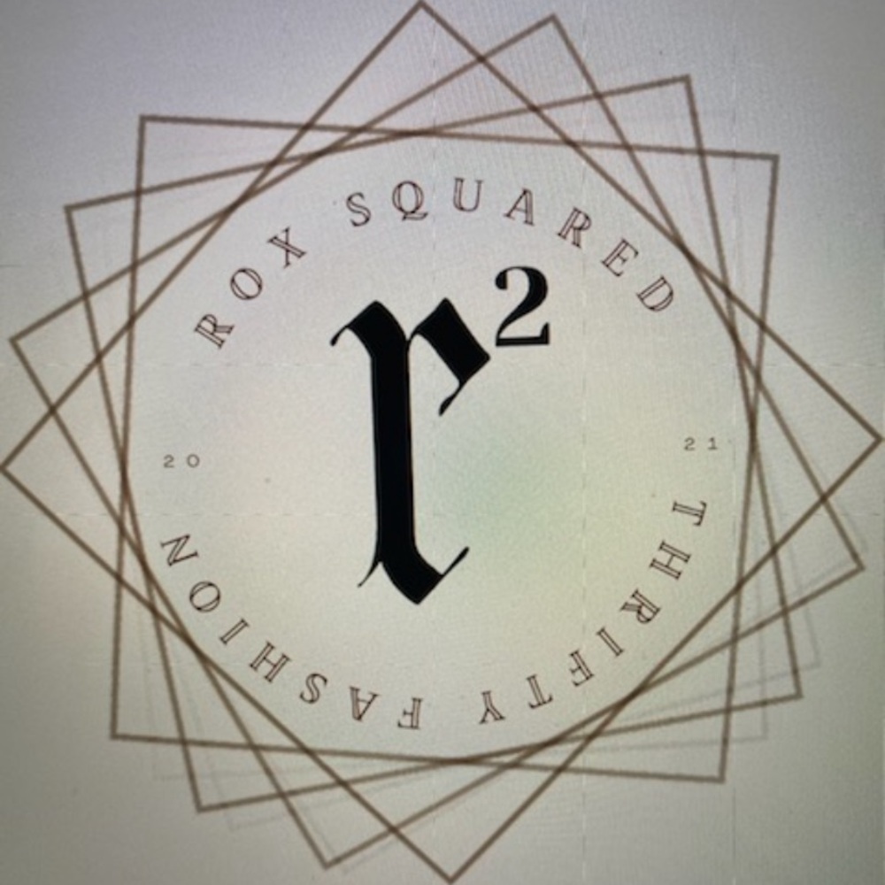 Meet your Posher, Roxanne